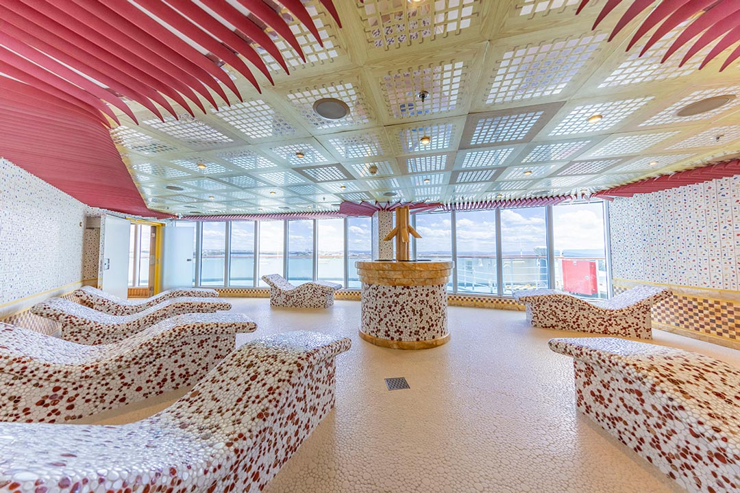carnival-luminosa-cruise-ship-details-united-cruises