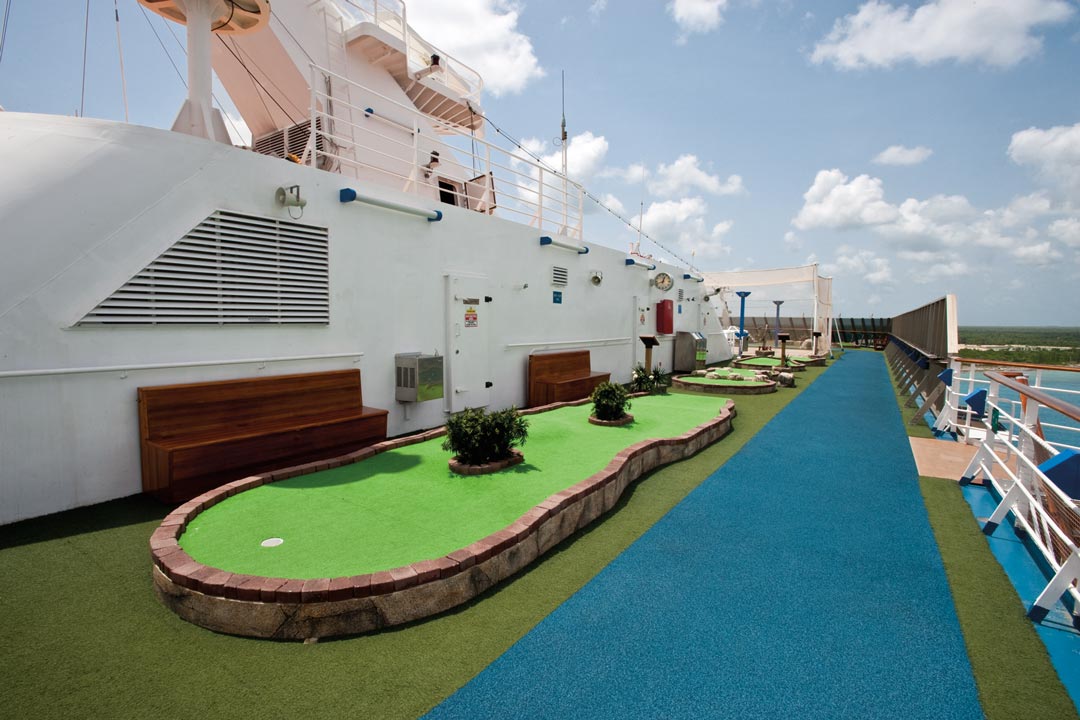 Mini Golf & Jogging Track