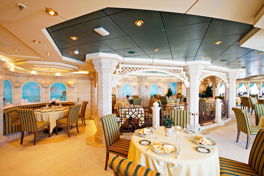 msc splendida yacht club restaurant
